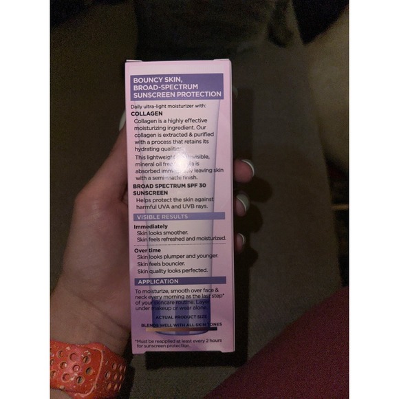 L'Oréal collagen moisturizing with spf 30 - Picture 2 of 2